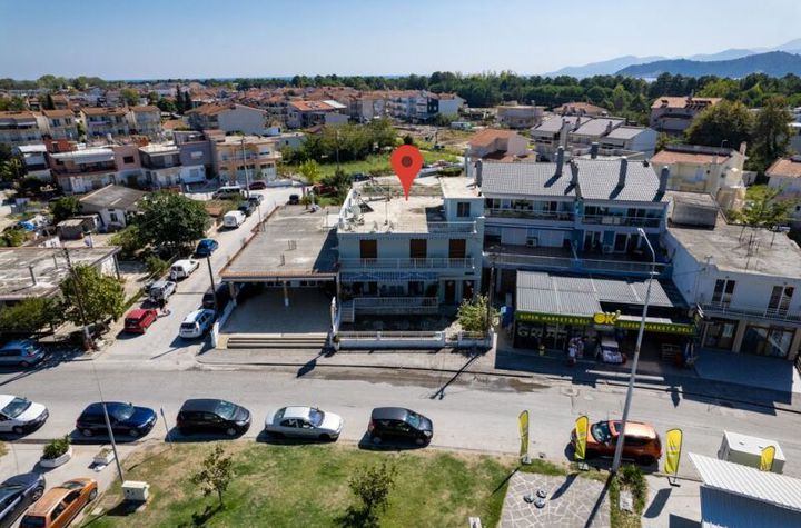 Clădire cu 2 apartamente și magazin în Keramoti anunturi imobiliare Grecia