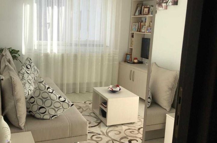 Garsonieră de inchiriat TRACTORU - Brasov anunturi imobiliare Brasov