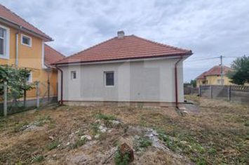 Casă - 2 camere de vanzare BERCU NOU - Satu Mare anunturi imobiliare Satu Mare