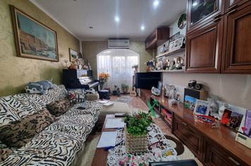 Apartament 4 camere de vanzare BACAU - Bacau anunturi imobiliare Bacau