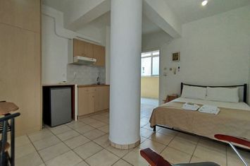 Studio 22 mp, renovat 2024 — centru Serres anunturi imobiliare Grecia