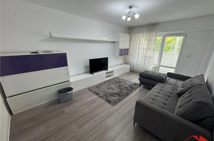 Apartament 3 camere de inchiriat CENTRAL - Vrancea anunturi imobiliare Vrancea