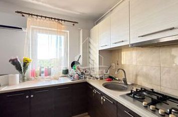 Apartament 3 camere in zona Girocului, centrala termica anunturi imobiliare Timis