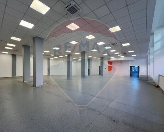 Spațiu comercial Iris, 610 mp