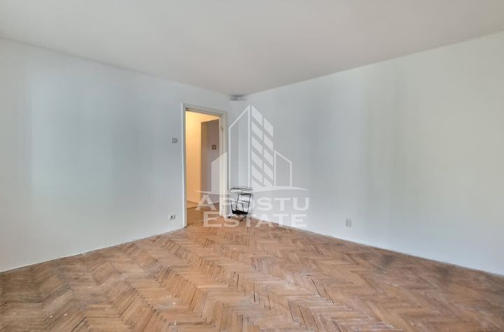 Apartament cu 3 camere, 2 bai, 2 balcoane, zona Calea Aradului anunturi imobiliare Timis