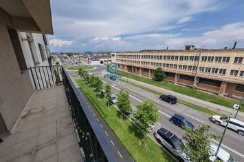Apartament 2 camere de inchiriat TRACTORUL - Brasov anunturi imobiliare Brasov