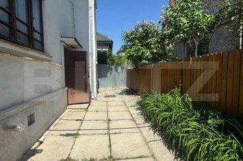Vilă - 6 camere de vanzare PARCUL CAROL - Bucuresti anunturi imobiliare Bucuresti