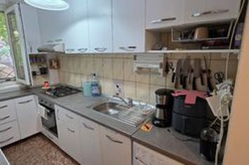 Garsonieră decomandată de vânzare Dristor  mobilată și utilata anunturi imobiliare Bucuresti