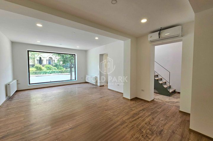 Spatiu Comercial/Showroom/Birouri- Zona Centrala - Vitrina / Pivnita anunturi imobiliare Cluj