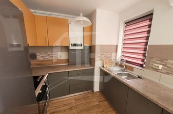 Apartament 3 camere de vanzare CLUJ-NAPOCA - Cluj anunturi imobiliare Cluj