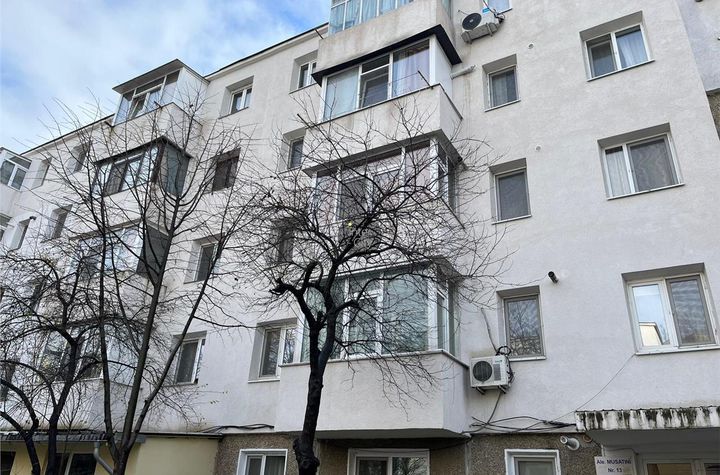 Apartament 3 camere de vanzare ALEXANDRU CEL BUN - Iasi anunturi imobiliare Iasi