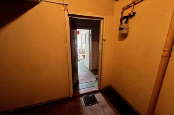 Apartament 3 camere de vanzare GRIVITEI - Brasov anunturi imobiliare Brasov