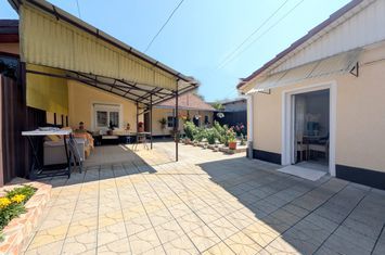 Casă - 4 camere de vanzare NUFARUL - Bihor anunturi imobiliare Bihor