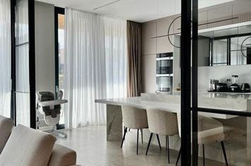 Vilă - 5 camere de inchiriat PIPERA - Bucuresti anunturi imobiliare Bucuresti