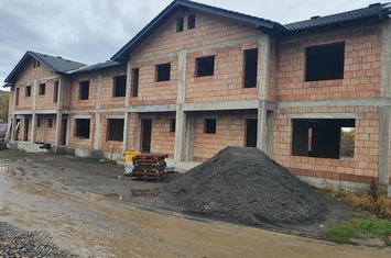 Casa 4 camere, zona Spitalul nou de Oncologie 0% comision anunturi imobiliare Mures