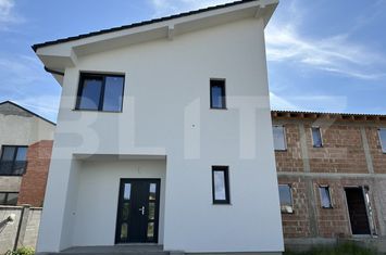 Casă - 4 camere de vanzare ALBA IULIA - Alba anunturi imobiliare Alba