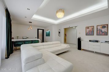 MATEI BASARAB - BRANISTE, 4 CAMERE 150 MP, VEDERE LIBERA, LA CHEIE! anunturi imobiliare Bucuresti