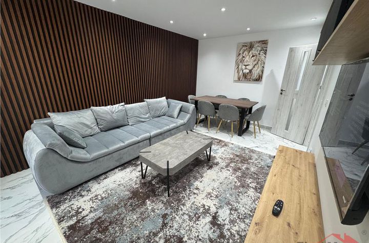 Apartament 3 camere de inchiriat ULTRACENTRAL - Vrancea anunturi imobiliare Vrancea
