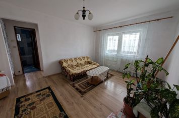 Apartament 3 camere de vanzare ULTRACENTRAL - Bacau anunturi imobiliare Bacau