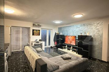 Casă - 2 camere de vanzare TARGU-JIU - Gorj anunturi imobiliare Gorj