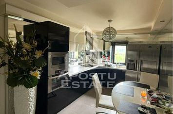 Apartament cu 3 camere, decomandat,2 balcoane, lux, zona Girocului anunturi imobiliare Timis
