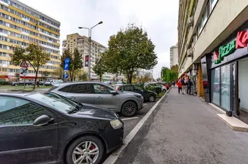 Spatiu comercial de inchiriat, Pantelimon 309, vis-a-vis Posta anunturi imobiliare Bucuresti