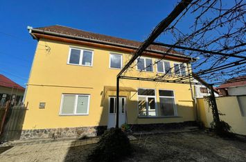 Casă - 6 camere de vanzare TEREZIAN - Sibiu anunturi imobiliare Sibiu