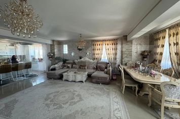 Apartament 4 camere de vanzare RADAUTI - Suceava anunturi imobiliare Suceava