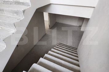 Apartament 4 camere de vanzare CLUJ-NAPOCA - Cluj anunturi imobiliare Cluj