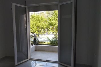 Apartament 100 mp, etaj 1, centru Serres anunturi imobiliare Grecia
