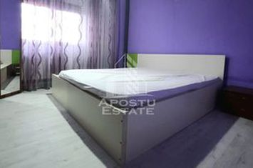 Apartament de inchiriat 2 camere 300 euro zona Miorita anunturi imobiliare Arad