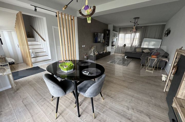 Vilă - 4 camere de vanzare PODARI - Dolj anunturi imobiliare Dolj