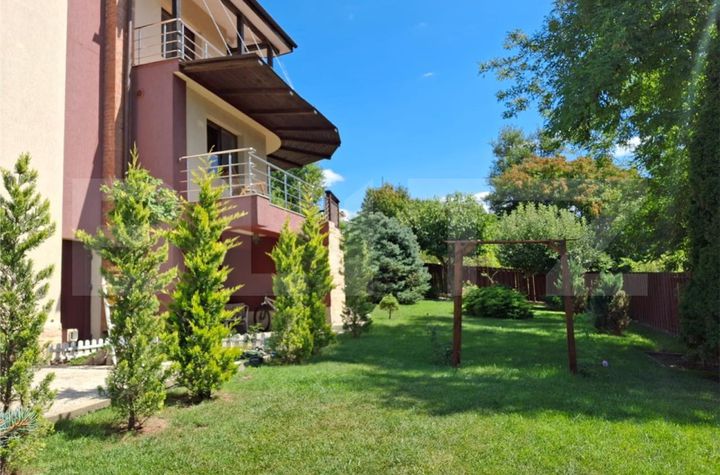 Vilă - 7 camere de vanzare IASI - Iasi anunturi imobiliare Iasi