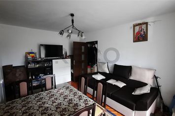 Apartament 3 camere de vanzare CANTEMIR - Bihor anunturi imobiliare Bihor