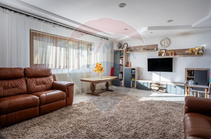 De vânzare Casă cu 3 camere 107 m.p. | Zona Aviației 0% comision anunturi imobiliare Iasi