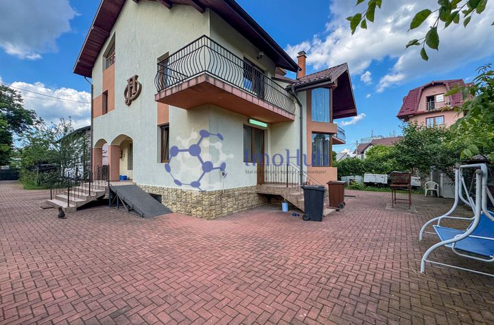 Spatiu comercial P+1+M, 294mp, 750mp curte, Eternitate Tatarasi anunturi imobiliare Iasi