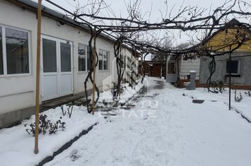 Casă individuală  în Recaș ,teren 1050 mp cu front pe două străzi . anunturi imobiliare Timis