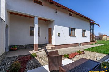 Casă - 3 camere de vanzare CENTRAL - Brasov anunturi imobiliare Brasov