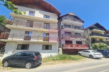 Pensiune de vanzare in Azuga anunturi imobiliare Prahova