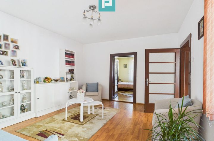 Casă cu 4 camere, curte și atelier mecanic - Sebeș anunturi imobiliare Alba