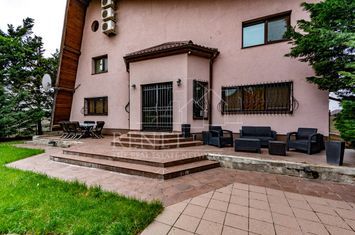 Vilă - 17 camere de vanzare CERNICA - Bucuresti anunturi imobiliare Bucuresti