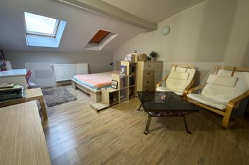 Garsonieră de vanzare TARGU MURES - Mures anunturi imobiliare Mures