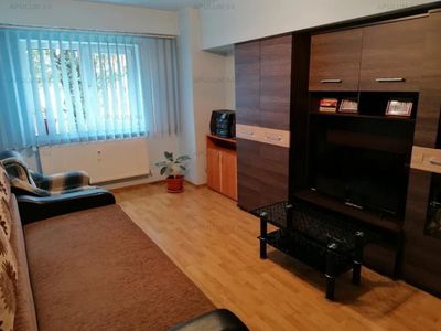 Apartament 3 camere 62 mp