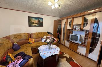 Casă - 3 camere de vanzare SIRET - Suceava anunturi imobiliare Suceava