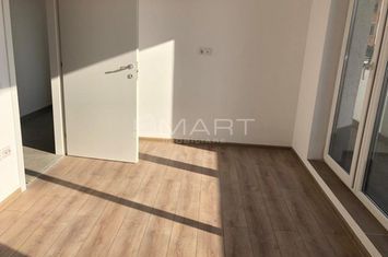 Apartament 2 camere de vanzare TRACTORU - Brasov anunturi imobiliare Brasov