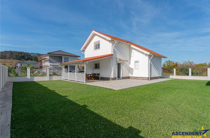 Casă - 4 camere de vanzare EXTERIOR EST - Brasov anunturi imobiliare Brasov