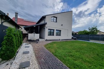 Vilă - 5 camere de vanzare BACAU - Bacau anunturi imobiliare Bacau