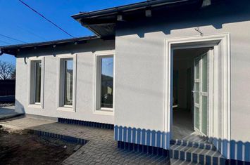 Casă - 3 camere de vanzare LUNCA CETATUII - Iasi anunturi imobiliare Iasi