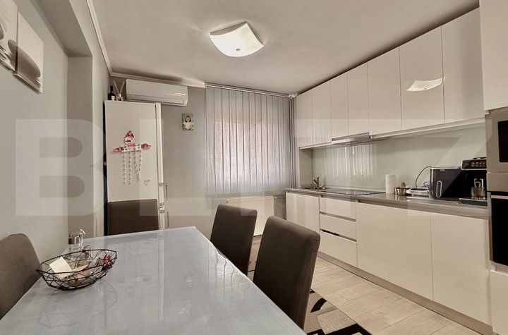 Apartament 3 camere de vanzare ROGERIUS - Bihor anunturi imobiliare Bihor