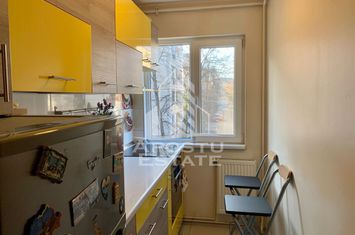 Ap. 2 camere, centrala proprie, zona Torontalului anunturi imobiliare Timis